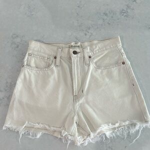 Madewell off-white shorts, 26